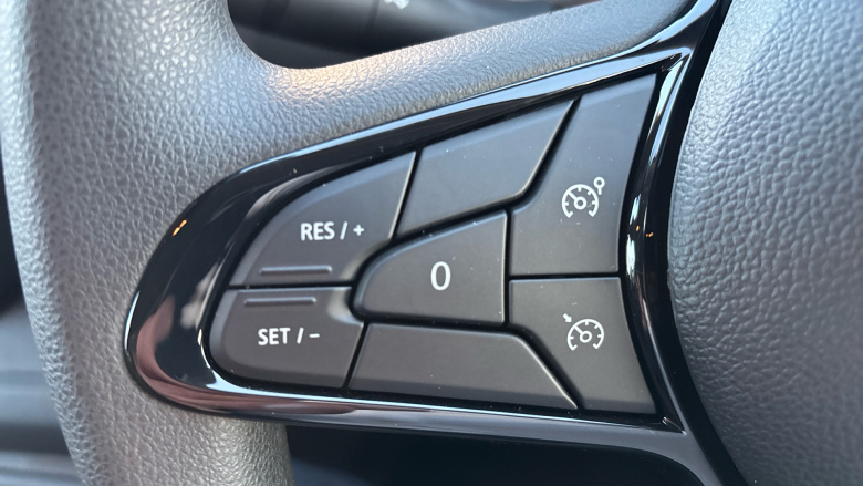 Nissan Primastar 30 L1 Diesel 2.0 dCi 150ps H2 Acenta Van